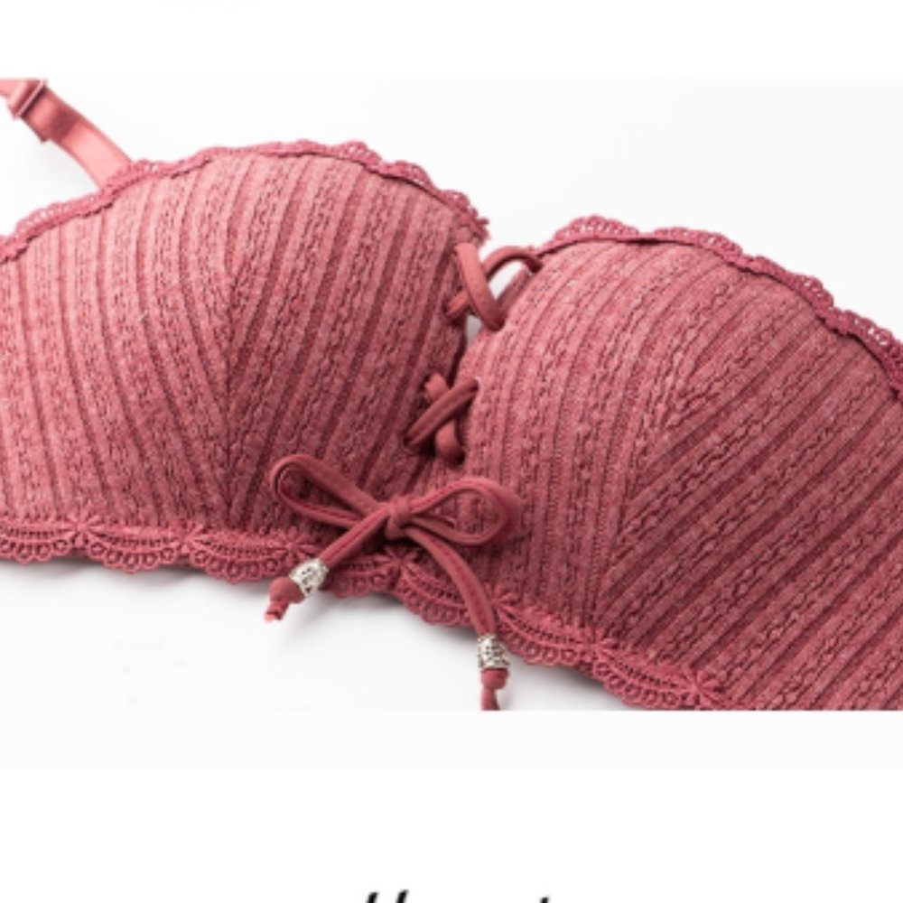 Sexy Push-Up Bra 2 kinds of wearing methods - Picture 6 of 11